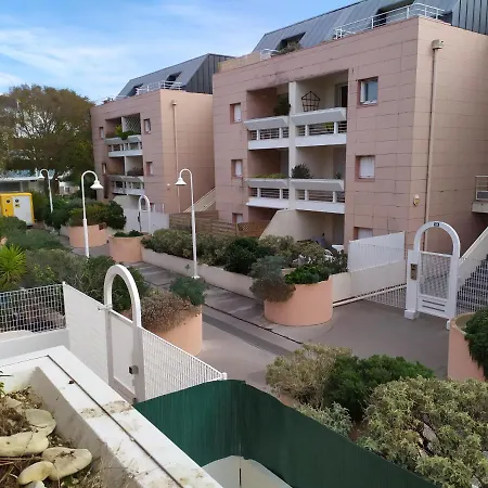 Apartment T1 Bis Cosy Avec 6 Couchages Proche De La - Quartier Minimes La Rochelle (Charente-Maritime)